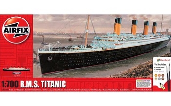 Airfix 1700 Scale Plastic Kit RMS Titanic Gift Set - A50164A